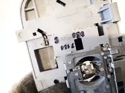 Автозапчасти б/у внутренний свет за volkswagen jetta (1k2) 2.0 tdi ссылки oem iam 3c0947291  