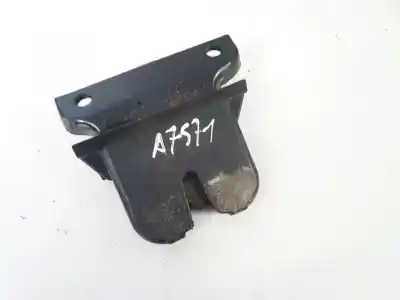 Автозапчасти б/у замок багажника/ворот за audi a3 (8l) 1.9 tdi ссылки oem iam 8l0827520c