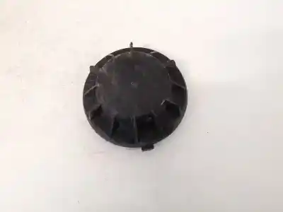 Peça sobressalente para automóvel em segunda mão plásticos por kia carens 2.0 crdi ex monovolumen referências oem iam 