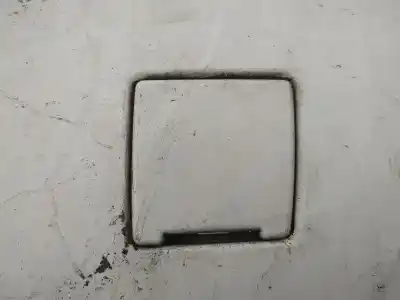 Peça sobressalente para automóvel em segunda mão molduras traseiras por volvo v50 (545) 1.8 referências oem iam 