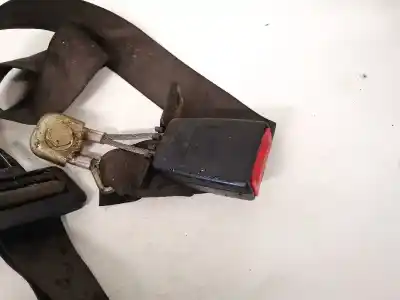 Автозапчасти б/у крюк для ремня задний правый за audi a4 b6 (8e2) 1.9 tdi ссылки oem iam 8e0857713  