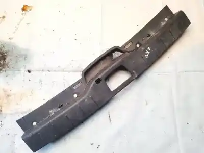 Peça sobressalente para automóvel em segunda mão plásticos por volvo v50 (545) 2.0 d referências oem iam 25892