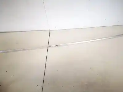 Peça sobressalente para automóvel em segunda mão plásticos por audi a6 avant (c4) 2.5 tdi referências oem iam 