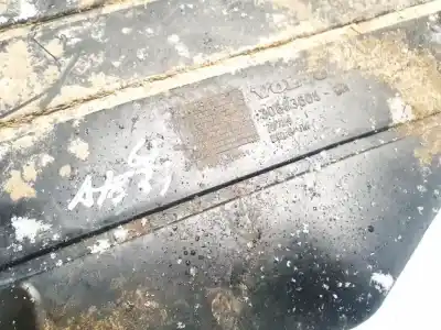 Pezzo di ricambio per auto di seconda mano plastica per volvo v50 (545) 2.0 d riferimenti oem iam 30683605  