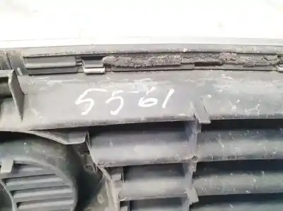 Автозапчастина б/у передня решіта для audi a6 avant (4b5) 2.5 tdi посилання на oem iam 4b0853651a  
