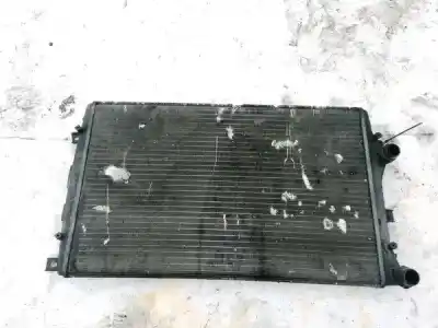 Second-hand car spare part water radiator for volkswagen passat b6 (3c2) 2.0 tdi 16v oem iam references 