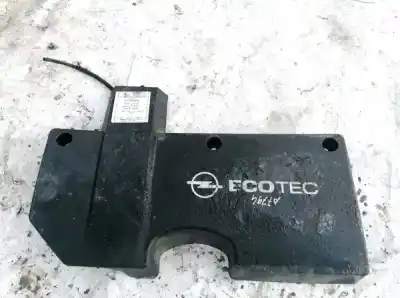 Peça sobressalente para automóvel em segunda mão tampa do motor por opel vectra b caravan 2.0 dti referências oem iam 330188061