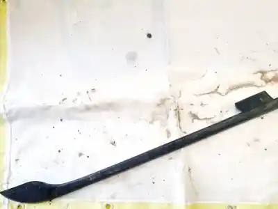 Pezzo di ricambio per auto di seconda mano plastica per audi a6 avant (c4) 2.5 tdi riferimenti oem iam   