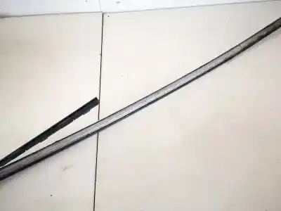 Pezzo di ricambio per auto di seconda mano plastica per opel vectra b caravan 2.0 dti riferimenti oem iam   