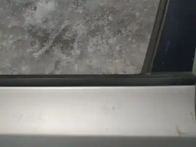 Pezzo di ricambio per auto di seconda mano plastica per hyundai i30 1.6 crdi cat riferimenti oem iam   