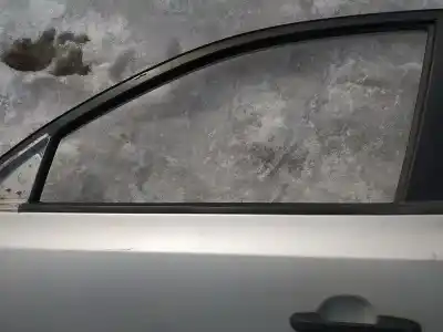 Pezzo di ricambio per auto di seconda mano plastica per hyundai i30 1.6 crdi cat riferimenti oem iam 