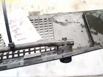 Pezzo di ricambio per auto di seconda mano plastica per opel zafira b 1.9 cdti riferimenti oem iam   