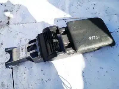 Автозапчасти б/у центральный подлокотник за OPEL VECTRA, C 2005.10 - 2008.12 FACELIFT 1.9 CDTI 110KW 2004.04 - 2008.12 ссылки OEM IAM 13242819  