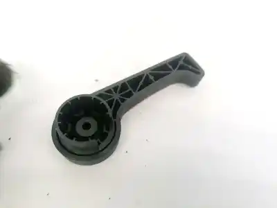 Pezzo di ricambio per auto di seconda mano plastica per hyundai i30 1.6 crdi cat riferimenti oem iam   