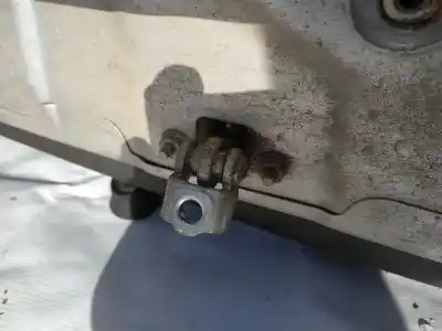 Second-hand car spare part hinge for opel vectra b caravan 2.0 dti oem iam references   