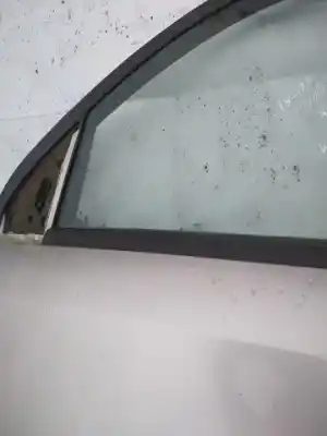 Pezzo di ricambio per auto di seconda mano plastica per opel vectra b caravan 2.0 dti riferimenti oem iam   