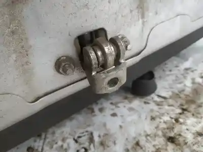 Second-hand car spare part hinge for opel vectra b caravan 2.0 dti oem iam references   