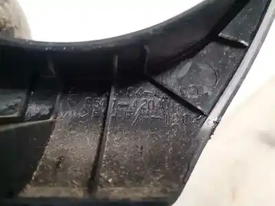 Автозапчастина б/у передні молдинги для toyota rav 4 (a2) 2.0 d-4d 4wd посилання на oem iam 5540442020  55404-42020