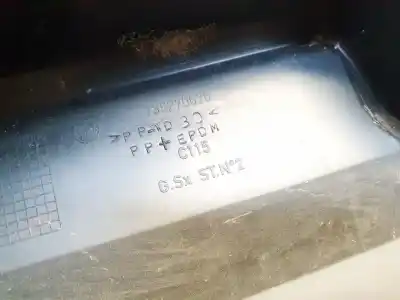 Peça sobressalente para automóvel em segunda mão grelha torpedo curcuvan por fiat stilo (192) 1.9 jtd / 1.9 jtd 115 active referências oem iam 735270675  