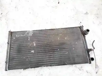 Peça sobressalente para automóvel em segunda mão radiador de água por volkswagen passat variant (315) 1.8 referências oem iam 