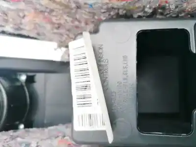 Peça sobressalente para automóvel em segunda mão apoio de braço consola central por kia ceed (ed) 1.6 crdi 115 referências oem iam 846111h100  84611-1h100