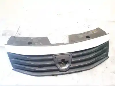 Автозапчасти б/у передняя решетка за DACIA SANDERO 1.5 dCi Diesel CAT ссылки OEM IAM 2003672B  
