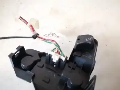 Second-hand car spare part lampholder for toyota corolla (e12) 2.0 d-4d sol berlina oem iam references   