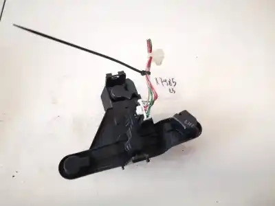 Second-hand car spare part lampholder for toyota corolla (e12) 2.0 d-4d sol berlina oem iam references 