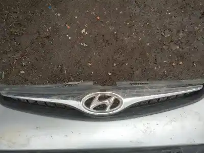 Pièce détachée automobile d'occasion grille avant pour hyundai i30 1.6 crdi cat références oem iam 