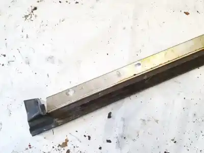 Pezzo di ricambio per auto di seconda mano plastica per audi a6 avant (c4) 2.5 tdi riferimenti oem iam   