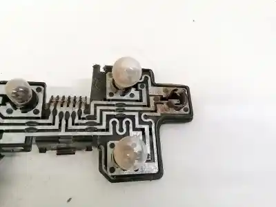 Second-hand car spare part lampholder for opel corsa b 1.0 12v cat (x 10 xe / lw3) oem iam references   