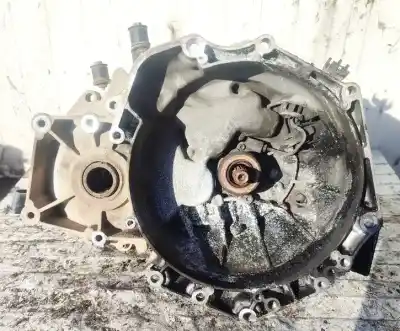 Second-hand car spare part gearbox for opel vectra c (z02) 2.2 dti 16v (f69) oem iam references gu13101871