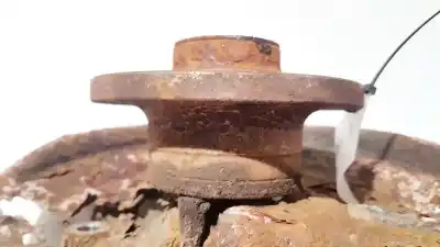 Second-hand car spare part rear right knuckle for skoda octavia combi (1z5) 1.9 tdi dpf oem iam references   