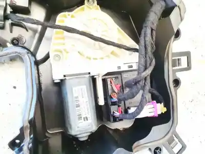 Peça sobressalente para automóvel em segunda mão motor elevador vidro dianteiro direito por seat leon (1p1) 2.0 tdi referências oem iam 1p0837402e  1t0959702g