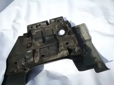 Second-hand car spare part engine cover for toyota corolla (e11) 2.0 d-4d linea sol oem iam references   