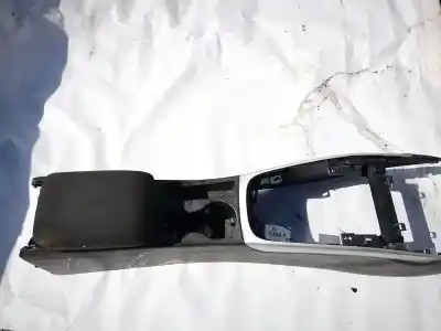 Автозапчастина б/у центральний подлокник для audi a4 avant (8k5) (2008) 2.0 16v tdi посилання на oem iam 8k0864981f