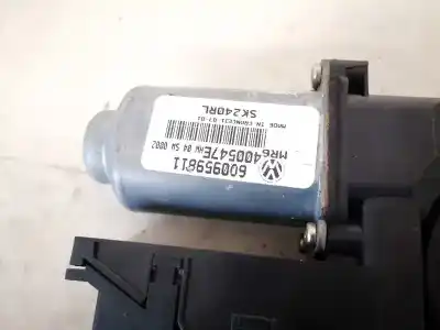 Автозапчастина б/у двиг скла задне ліво для skoda fabia (6y2/6y3) 1.4 посилання на oem iam 6q0959811  