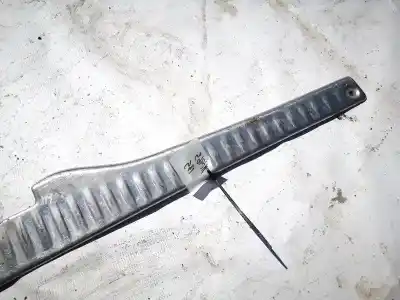 Pezzo di ricambio per auto di seconda mano plastica per citroen c2 1.1 riferimenti oem iam 8200074884  