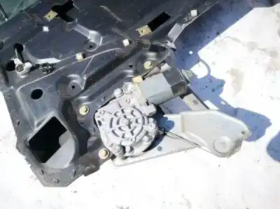 Pezzo di ricambio per auto di seconda mano motore alzacristalli posteriore destro per audi a6 avant (c4) 2.5 tdi riferimenti oem iam 0531826001