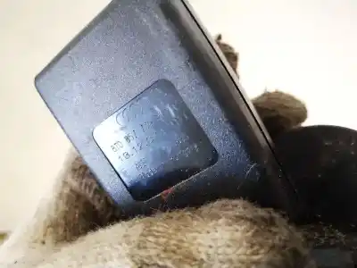 Peça sobressalente para automóvel em segunda mão chicote / encaixe cinto segurança traseiro esquerdo por audi a5 (8t3) 1.8 tfsi referências oem iam 8t0857739  
