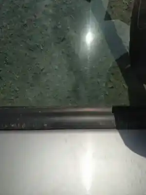 Pezzo di ricambio per auto di seconda mano plastica per opel meriva b 1.7 16v cdti riferimenti oem iam   