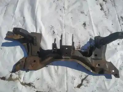 Peça sobressalente para automóvel em segunda mão charrió / suporte de eixo dianteiro por kia carens 2.0 crdi ex monovolumen referências oem iam 