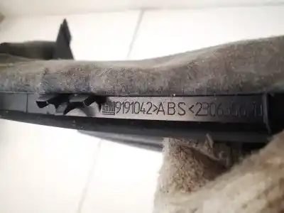 Автозапчастина б/у передні молдинги для opel vectra c (z02) 2.2 dti 16v (f69) посилання на oem iam 9191042  