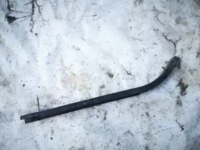 Peça sobressalente para automóvel em segunda mão suporte / guia de porta de correr por peugeot partner (s2) 1.9 diesel referências oem iam 