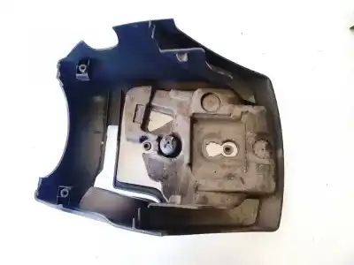 Pezzo di ricambio per auto di seconda mano plastica per opel meriva b 1.7 16v cdti riferimenti oem iam 13136397  