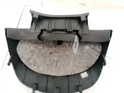 Second-hand car spare part front decorative moulding for kia ceed (ed) 1.6 crdi 115 oem iam references   