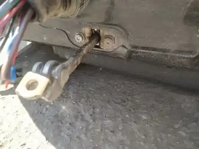 Second-hand car spare part hinge for opel corsa c 1.3 cdti oem iam references   
