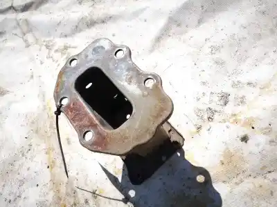 Second-hand car spare part front bumper reinforcement for kia ceed (ed) 1.6 crdi 115 oem iam references   