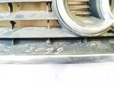 Автозапчасти б/у передняя решетка за audi a6, c5 2001.08 - 2005.01 facelift 1.8 t 110kw 1997.01 - 2005.01 ссылки oem iam 4b0853651f  