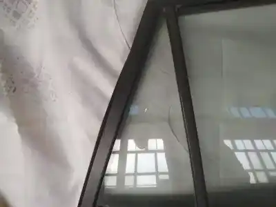 Peça sobressalente para automóvel em segunda mão vidro custódia triangular traseiro direito por toyota corolla (e11) 2.0 d-4d linea sol referências oem iam   